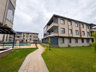 **fırsat Fiyat*merkezi Lokasyon Havuzlu Sitede 2+1 Modern Mimari