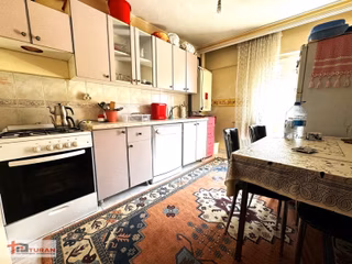 Özlem Caddesi'nde 5+1 Kapalı Teraslı Fırsat Dubleks Daire **