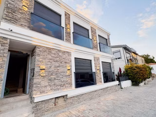 Çeşme'de Satılık Ikı Daıre