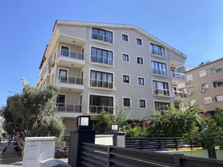Memura Kiralık !!! Ata'dan Denize Yakın 2+1 Genç Ara Kat Daire
