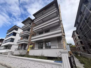 Remax Dem'den Hocabey Mahallesinde2+0 Kiralık Sıfır Eşyalı Daire