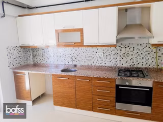 Site İçerisinde 2+1 Daire