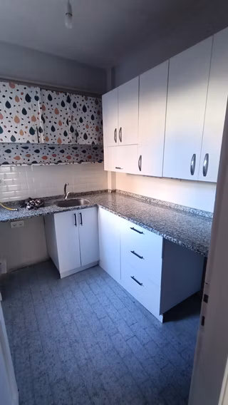 Çinar Karakol Yanında Satılık Yüksek Giriş Daire (kocamustafapaşa)