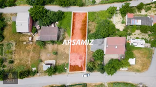 Hacımaşlı Köy İçinde Etrafı Çevrili Arsa