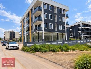 Altıntaş Kardeşkentler Caddesi'ne 100 Mt Kiralık Dukkan