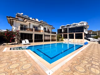 Goldhouse Dan Satılık Çiftlik Te Doğa İçerisinde Havuzlu Sitede 4+1 Daire
