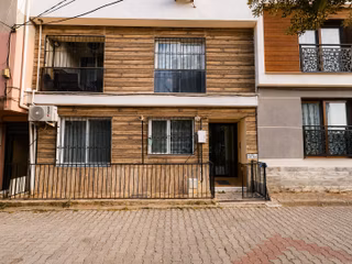 Remax Arma'dan İzmir Buca Çamlıkule Metro Yakını Satılık
