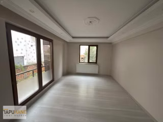 Tapuhane'den Yeni Mahalle Cumhuriyet İ. Okulu Yakını Kiralık