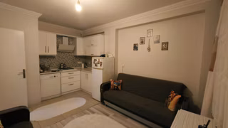Bahçelievlerin Merkezinde Eşyalı, Ara Kat 1+1 Daire
