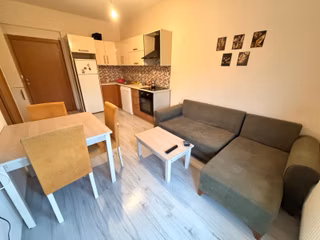 Balkonlu-eşyalı-abonelikler Açık-1+1 Kiralık Arakat Daire