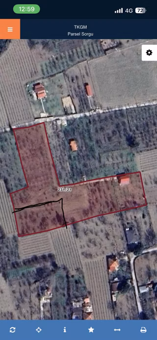 Kuşadası Kirazlı Köyünde Ana Yola Yakın Satılık Fırsat Arsa
