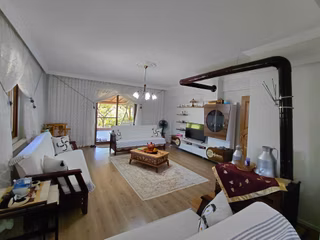 Kandıra Karaağaç' Ta 1280m² Arsa İçinde Hazır Bahçeli Villa