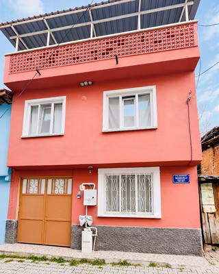 *erkmen Merkez Camii Yakını Satılık Müstakil Ev*