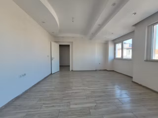 Deliktaş Mahallesi 2+1 Geniş Balkonlu Kiralık Daire
