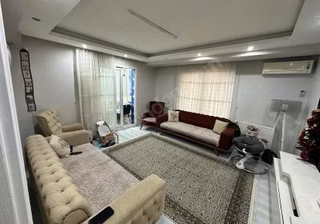 Acill Buca Kozağaç Meydan Yakını 2+1 90m2 Dgazlı Ayrı Mutfak Arakat Bakımlı Satılık Daire