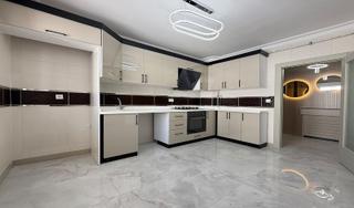 Yasa'dan Karakaya'da 3.kat 3+1 Caddeye Yakın Full Yapılı !!!