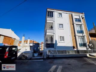 Re/max Mid Balıkesir Karesi 2. Sakarya Kiralık 2+1 Daire