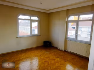 Bahçelievler Yenibosna Çobançeşme Mah.kiralık 3+1daire