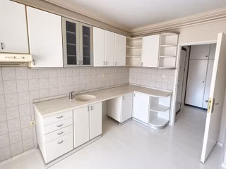 Buğra Dan Betontaş Blk Cadde Üzerinde Ara Katta 3+1 Daire