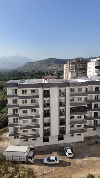 Kozan Divan Emlak'tan Şeker Gross Arkasında Kiralık 4+0
