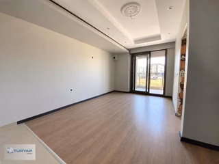 Kurtuluşda Yeni Adliye Yakınında Satılık 1+1