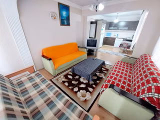 Akçay Merkezde Klimalı Doğalgazlı Eşyalı Aylık Sezonluk Kiralık 2+1