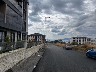 Delux'den Atatürk Mah. Havuzlu Sitede 1+1 Satılık Daire