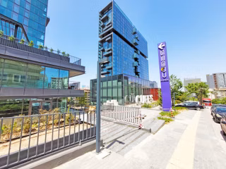 Cubes Ankarada 1+1 Eşyalı Manzaralı Daire..