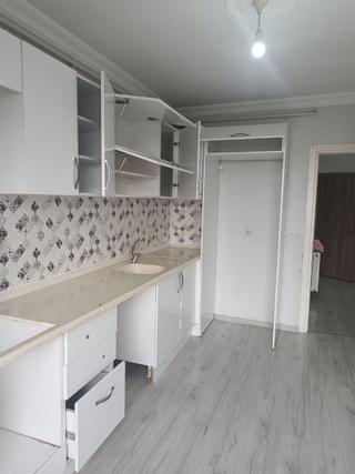 Zabıtan Mah'de Okul Yanı Merkezi Konum 2+1 90m2 Kiralık Daire