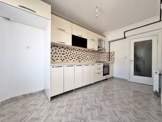Yuv*** Merkezi Konum İsteyenlere Ön Cephe Masrafsız 3+1 Daire