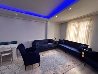 İks Emlaktan Kiralık Eşyalı 2+1 Daire Cadde Üzeri