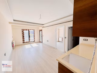 Menemen Seyrek Merkezi Konumda Ara Kat Satılık Sıfır 1+1 Daire