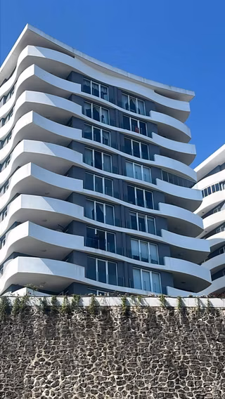 Remax'ten Ada Bahçe Erguvan Blokta Kiralık 3+1 Daire