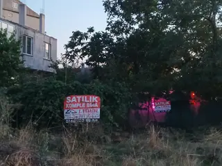 T.dağ Muratlı Muradiye Mah.de 2 Katlı Toplam Alanı 272 M2 Brüt Olan Müstakil Bahçeli Satılık Bina