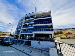 Kuşadası Merkezde Doğalgazlı Havuzlu 4+1 Dublex Daire