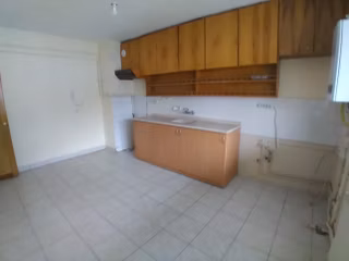 Ender Uysal Gayrimenkulden Kınıklı Da 3+1 Balkonlu Kombili Daire....