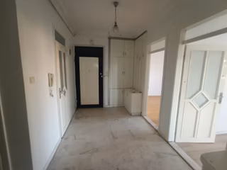 500 Evlerde Assansörlü Garajlı Satlık 3+1 Kilerli Daire