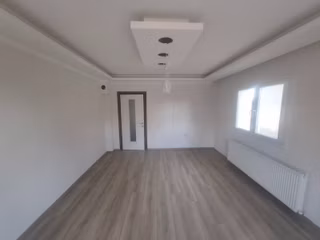 Menderes De Ferah Geniş Boyalı Arakat Kiralık Daire