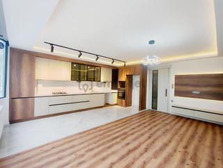 Özal Üstü Süper Lokasyon Çok Geniş 3+1 Kapalı Mutfak 3+1 2 Banyolu Lüks Daire
