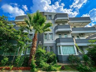 Uytundan Akçay-gürearası Cemiltemelde Siteiçi 5+1 Dubleks