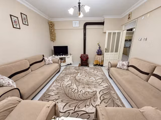 Bergama Fatih Mah. Korkmaz Sitesinde Eşyalı Satılık 3+1 Daire