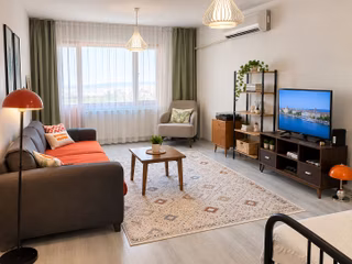 Bornova Ergene’de Eşyalı, Kapalı Mutfaklı, Balkonlu Kiralık 1+1 Daire
