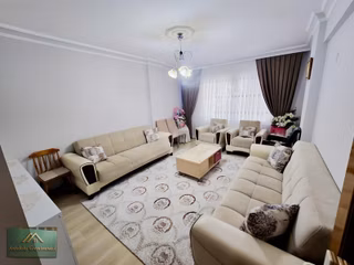 Şahincili Mahallesi'nde Satılık 4+1 Geniş Daire