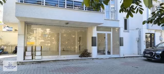 Mudanya Ömerbey'de Çift Cepheli, 80m² Satılık Dükkan