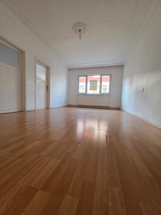 Ankara Sincan Mareşalda 3+1 Katta Kiralık Daire