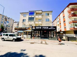 Alparslan Mahallesinde Konum Avantajlı, Geniş Ve Ferah Daire!