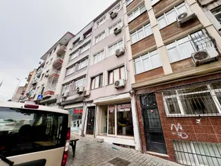 Fatih/ Haliç Cad. Üzerinde 130 M2 İki Katlı Depolu Dükkan