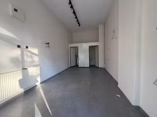 Fevzi Çakmak Bozantıda İşlek Cadde Üzeri 50 M2 Satılık Dükkan