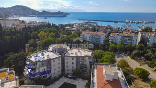 Kuşadası Marinaya 200 M Mesafede Satılık 3+1 Daire