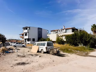 Monami'den Urla Sıra Mah. Köşe Parsel 370 M2